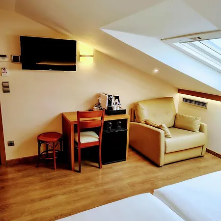 O Codice By Moradas Nieto 2* San Giacomo di Compostella