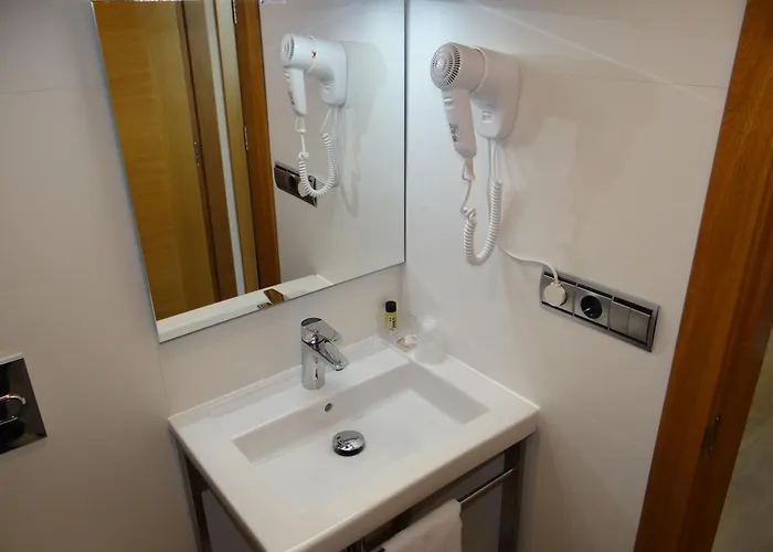 O Codice By Moradas Nieto Saint-Jacques-de-Compostelle